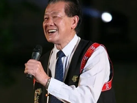 《久久不见久久见》不是黎族民歌，却是海南文化资产